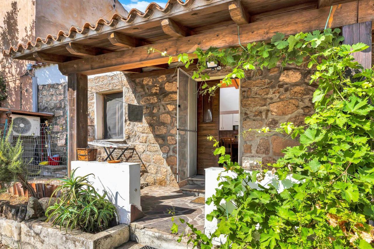 Casettina Loiri Porto San Paolo Екстериор снимка