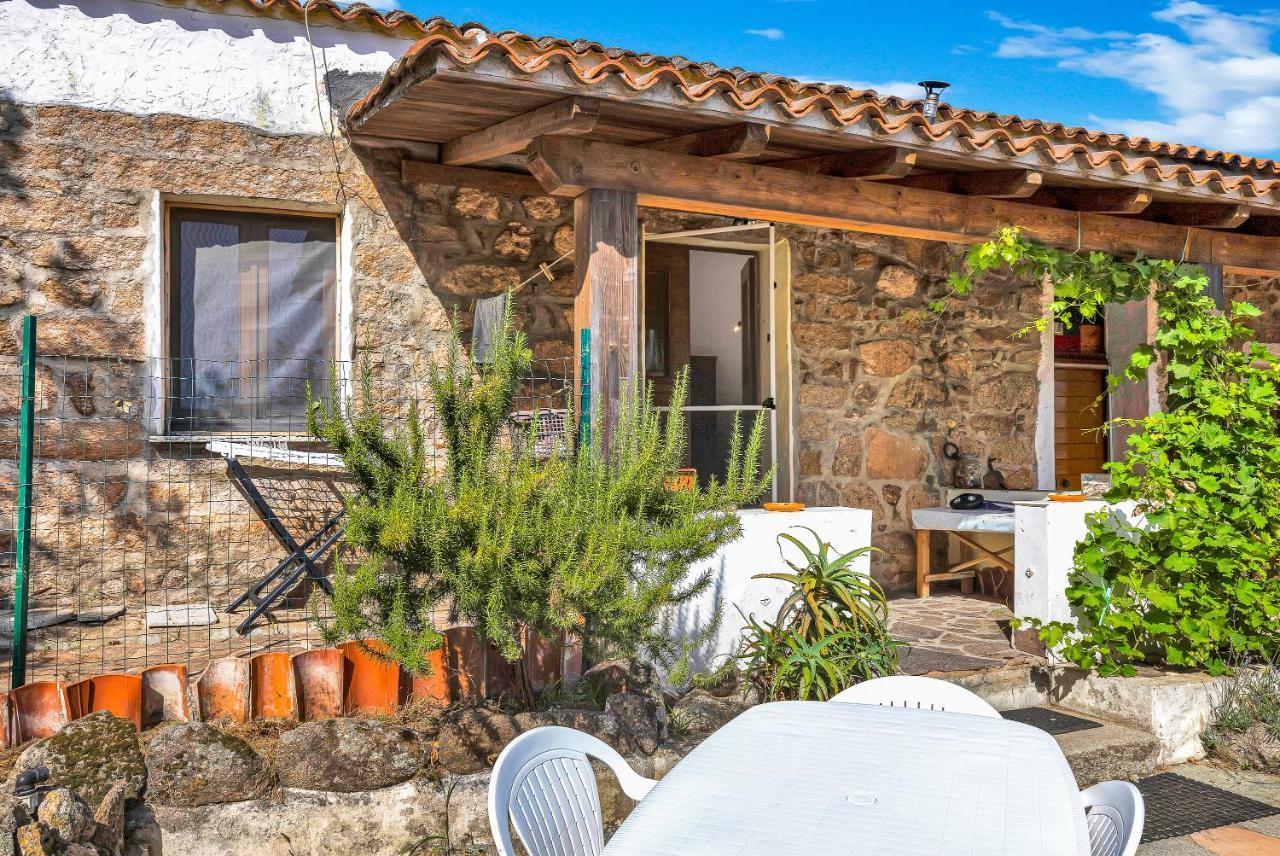 Casettina Loiri Porto San Paolo Екстериор снимка