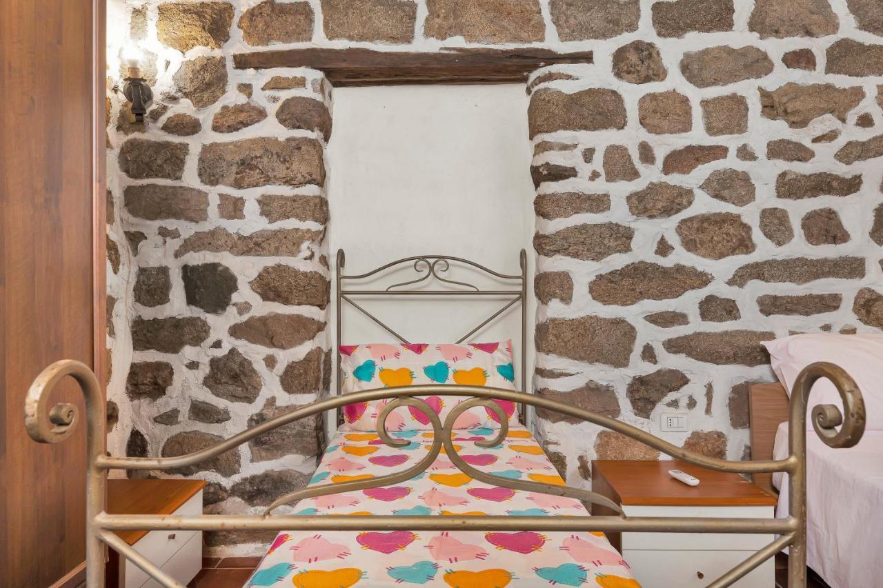 Casettina Loiri Porto San Paolo Екстериор снимка